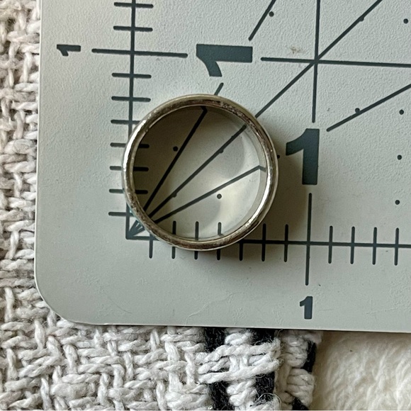 Turquoise Chip Inlay Silver Tone Ring Size 7 - Picture 5 of 10